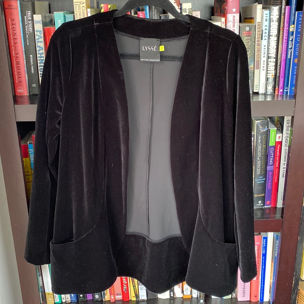 Open front black velvet blazer